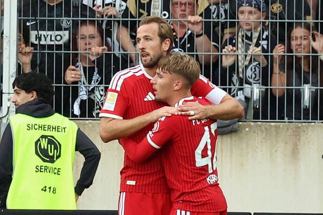 13.09.2026, xrekx, Fussball 1.Bundesliga, SV Elversberg - FC Bayern München v.l. Torjubel nach dem Tor zum celebrating the goal celebrate 0:1 durch Lennart Karl (FC Bayern Muenchen) mit Harry Kane (FC Bayern Muenchen) (DFL DFB REGULATIONS PROHIBIT ANY USE OF PHOTOGRAPHS as IMAGE SEQUENCES and or QUASI-VIDEO) Elversberg