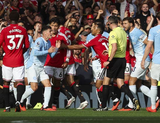 Manchester United, ManU v Manchester City, FA Premier League 13.09.26 Manchester United v Manchester City, FA Premier League Bradley Ormesher The Times Phil Foden of Manchester City shown Red Card by Referee Michael Oilver after he lashed out at Bruno Fernandez of Manchester United  Copyright: xBradleyxOrmesherx NINTCHDBPICT001108131999