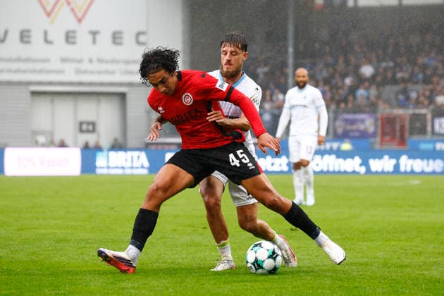 13.09.2026, xavx, Fussball 3.Liga, SV Wehen Wiesbaden - SV Waldhof Mannheim v.l. Ibrahim Ati Allah (SV Wehen Wiesbaden), Vincent Thill (SV Waldhof Mannheim) Wiesbaden