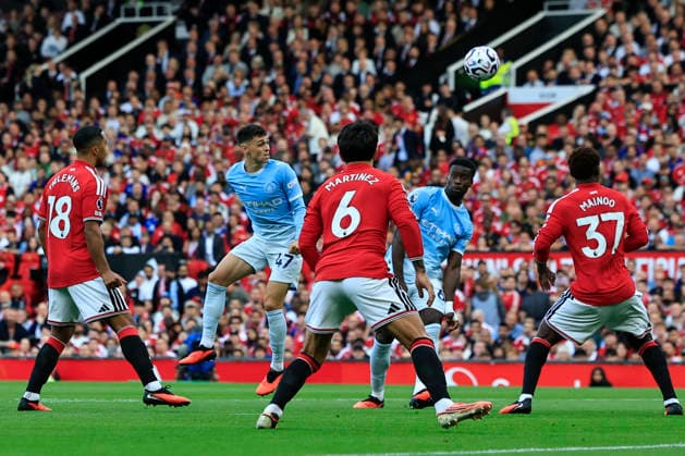 Manchester United, ManU v Manchester City, Premier League Phil Foden (47) of Manchester City has a header on goal during the Premier League match between Manchester United and Manchester City at Old Trafford, Manchester, UK on 13 September 2026. Manchester Old Trafford Greater Manchester UK Editorial use only DataCo restrictions apply See www.football-dataco.com , Copyright: xConorxMolloyx PSI-24872-0032