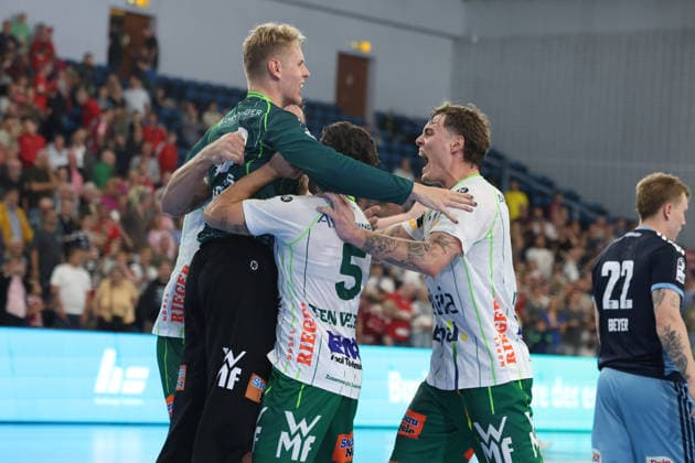 Handball I Herren I Saison 2026 2027 I Bundesliga I 4. Spieltag I Handball Club Hamburg - FRISCH AUF! Göppingen I 13.09.2026 Freude bei Frisch Auf Göppingen nach dem Auswärtssieg in Hamburg Hamburg Alsterdorfer Sporthalle Hamburg Deutschland Copyright: xLobeca RalfxHomburgx