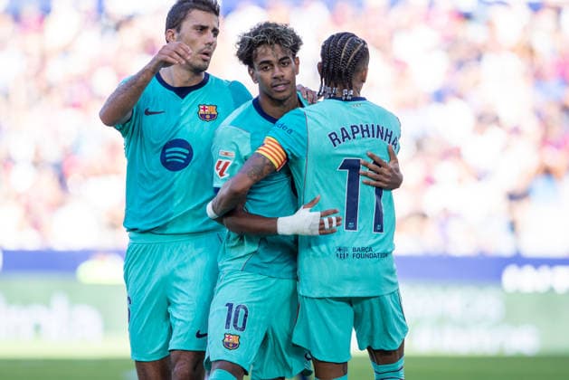 ESP: LaLiga EA Sports UD Levante v FC Barcelona, Barca Lamine Yamal of FC Barcelona scores goal and celebrates with Rodrigo Hernandez Rodri of FC Barcelona and Raphinha of FC Barcelona during LaLiga EA Sports, between UD Levante v FC Barcelona played at Ciudad de Valencia Stadium in Valencia on September 12, 2026 in Spain; Valencia Spain Futbol Copyright: xAgenciaxLOFx