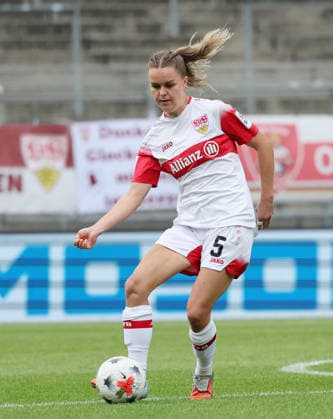 Stuttgart , Google Pixel Frauen-Bundesliga VfB Stuttgart vs VfL Wolfsburg , Greta Stegemann ( VfB )