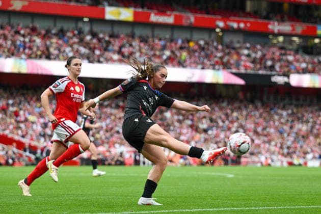 Jamie-Lee Napier of Crystal Palace Women clears the ball during the Women s Super League match between Arsenal Women and Crystal Palace Women at the Emirates Stadium, London, England on 13 September 2026. Copyright: xPhilxHutchinsonx 45440008
