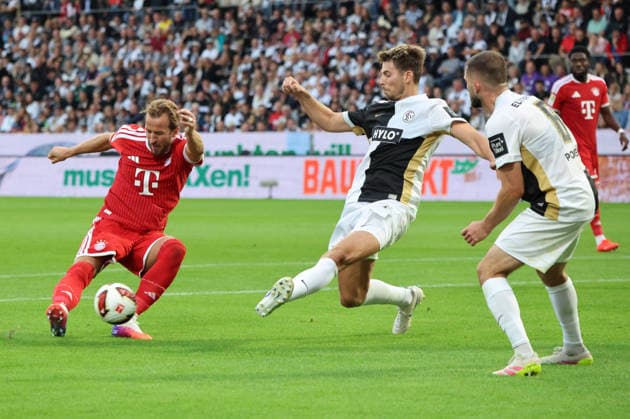 13.09.2026, Fussball, Herren, 1. Bundesliga, Saison 2026 2027, SV 07 Elversberg - FC Bayern München, Torschuss zum 1:2, Torschütze: Harry Kane (FC Bayern München) Elversberg Ursapharm-Arena an der Kaiserlinde Saarland Deutschland (DEU) Copyright: xFabianxKleerx