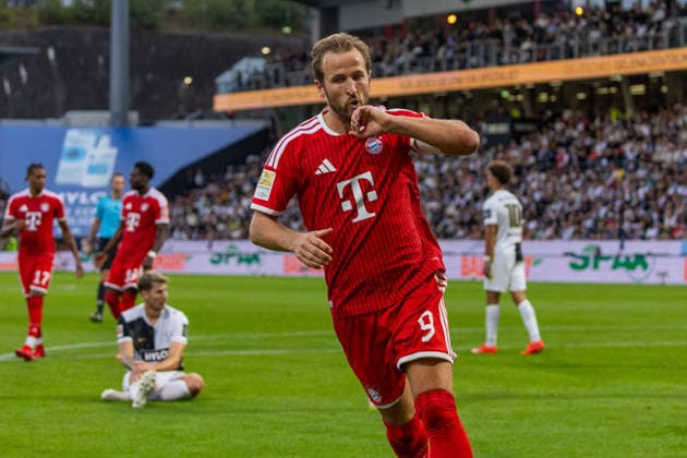 13.09.26 SV Elversberg - FC Bayern München Deutschland, Elversberg, 13.09.2026, Fussball, Bundesliga, Saison 2026 2027, SV Elversberg - FC Bayern München: Harry Kane (FC Bayern); Jubel Tor 1:2 Kane.