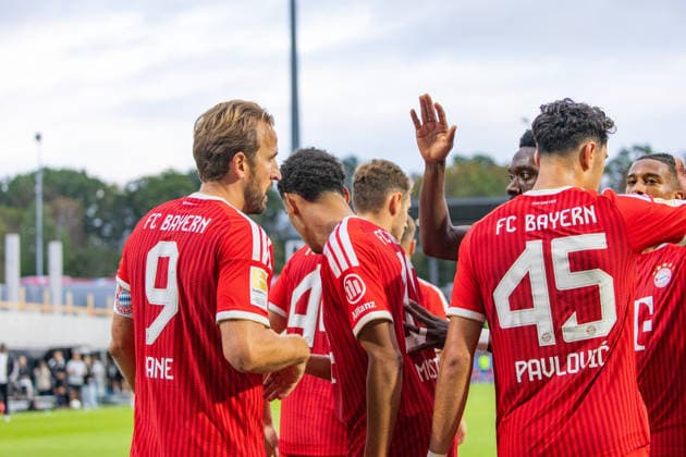 13.09.26 SV Elversberg - FC Bayern München Deutschland, Elversberg, 13.09.2026, Fussball, Bundesliga, Saison 2026 2027, SV Elversberg - FC Bayern München: Harry Kane (FC Bayern); Jubel Tor 1:2 Kane.