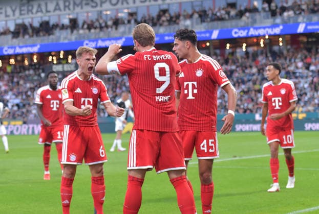 13.09.2026, xblx, Fussball 1.Bundesliga, SV Elversberg - FC Bayern München v.l. Harry Kane (FC Bayern Muenchen), Goal scored, Tor zum 1:2, celebrate the goal, Torjubel , Jubel, jubeln, jubelt, (DFL DFB REGULATIONS PROHIBIT ANY USE OF PHOTOGRAPHS as IMAGE SEQUENCES and or QUASI-VIDEO) Elversberg