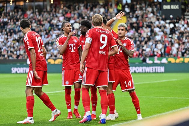 1. Fussball Bundesliga: SV Elversberg - FC Bayern Muenchen, 13.09.2026 ELVERSBERG, GERMANY; 13. SEPTEMBER: Jubel der Bayern nach dem Treffer zum 1-2 durch Harry KANE (FC Bayern Munich 9) Tor Torschuetze Freude Happy während dem Match der Bundesliga zwischen der SV Elversberg und dem FC Bayern München am 3. Spieltag in der Ursapharm-Arena an der Kaiserlinde DFL REGULATIONS PROHIBIT ANY USE OF PHOTOGRAPHS AS IMAGE SEQUENCES AND OR QUASI-VIDEO Copyright: xBEAUTIFULxSPORTS Goldbergx