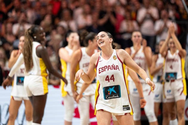 Iyana Martin (Spanien, 44) jubelt Jubel nach Sieg Spielende, GER, Spanien vs. Deutschland, Basketball, FIBA Women s World Cup 2026, Spiel um Platz 3, 13.09.2026 GER, Spanien vs. Deutschland, Basketball, FIBA Women s World Cup 2026, Spiel um Platz 3, 13.09.2026 Berlin Copyright: xEibner-Pressefoto MaxxVincenx EP_MVN