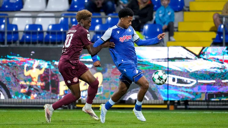 v.li.: Romeo Aigbekaen (Köln, 30), Natnael Abraha (TSG II, 2), Zweikampf, Spielszene, Duell, duel, tackle, tackling, Dynamik, Action, Aktion, 13.09.2026, Sinsheim (Deutschland), Fussball, 3. Liga, TSG 1899 Hoffenheim II - SC Fortuna Köln, DFB DFL REGULATIONS PROHIBIT ANY USE OF PHOTOGRAPHS AS IMAGE SEQUENCES AND OR QUASI-VIDEO.