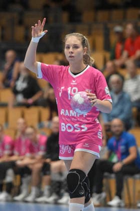Johanna Farkas (TusSies Metzingen) am Ball. GER, BSV Sachsen Zwickau vs. TusSies Metzingen, Handball, Bundesliga, Frauen, Alsco HBF, 3. Spieltag, Saison 2026 2027, 13.09.2026 GER, BSV Sachsen Zwickau vs. TusSies Metzingen, Handball, Bundesliga, Frauen, Alsco HBF, 3. Spieltag, Saison 2026 2027, 13.09.2026 Zwickau Copyright: xEibner-Pressefotox EP_BHR