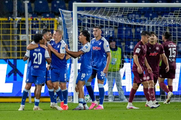 v.li.: Tiago Poller (TSG II, 20), Torschütze Klaus Gjasula (TSG II, 5), Valentin Lässig (TSG II, 6, Kapitän), Yasin Zor (TSG II, 10), Jakov Dedic (TSG II, 36), Spieler der TSG 1899 Hoffenheim II (U23), jubeln über das Tor zum 2:1, Jubel, Torjubel, Torerfolg, celebrate the goal, goal, celebration, jubelt ueber das Tor, Freuen, Freude, freut sich, optimistisch, positiv, Spielszene, Highlight, Action, Aktion, 13.09.2026, Sinsheim (Deutschland), Fussball, 3. Liga, TSG 1899 Hoffenheim II - SC Fortuna Köln, DFB DFL REGULATIONS PROHIBIT ANY USE OF PHOTOGRAPHS AS IMAGE SEQUENCES AND OR QUASI-VIDEO.