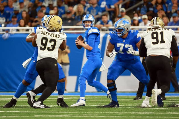 New Orelans vs Detroit Lions DETROIT,MICHIGAN-SEPTEMBER 13: Quarterback Jared Goff (16) of the Detroit Lions looks to pass the ball during an NFL, American Football Herren, USA football game between the New Orleans Saints and the Detroit Lions in Detroit, Michigan USA, on Sunday, September 13, 2026 Detroit Michigan United States  Copyright: xAmyxLemusx originalFilename:lemus-neworela260913_npJii.jpg