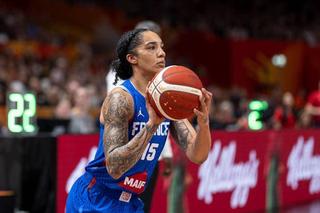 Gabby Williams (Frankreich, 15) beim Wurf, GER, USA vs. Frankreich, Basketball, FIBA Women s World Cup 2026, Finale, 13.09.2026 GER, USA vs. Frankreich, Basketball, FIBA Women s World Cup 2026, Finale, 13.09.2026 Berlin Copyright: xEibner-Pressefoto MaxxVincenx EP_MVN