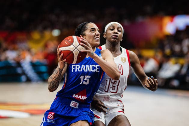 FIBA Women™s Basketball World Cup 2026: USA vs. Frankreich, 13.09.2026 Gabby Williams (Frankreich, 15), Jackie Young (USA, 13); Basketball, FIBA Women™s Basketball World Cup 2026, Final Phase, Finale, USA vs. Frankreich am 13.09.2026 in der Uber Arena, Berlin Copyright: xBEAUTIFULxSPORTS Tonhäuserx