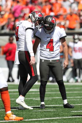 Sep 13, 2026; Cincinnati, OH, USA; Tampa Bay Buccaneers kicker Chase McLaughlin (4) celebrates his first quarter field goal with teammate Riley Dixon (left) during WEEK 1 of the NFL, American Football Herren, USA regular season between the Cincinnati Bengals and the Tampa Bay Buccaneers at Paycor Stadium. Mandatory Credit: -Cal Media NFL 2026: Buccaneers Vs Bengals SEP 13  - ZUMAc04_ 20260913_zma_c04_109 Copyright: xKevinxSchultzx