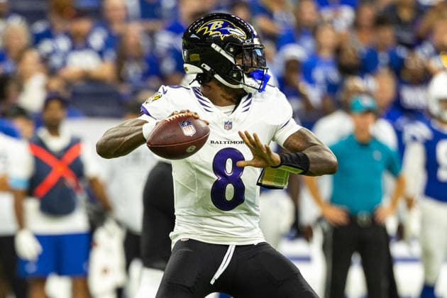 Sep 13, 2026; Indianapolis, IN, USA; Baltimore Ravens quarterback Lamar Jackson (8) passes the ball during NFL, American Football Herren, USA game action against the Indianapolis Colts at Lucas Oil Stadium. Mandatory Credit: -Cal Media NFL 2026: Ravens Vs Colts SEP 13  - ZUMAc04_ 20260913_zma_c04_128 Copyright: xJohnxMersitsx