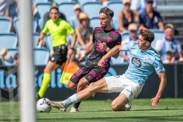 RECORD DATE NOT STATED ESP: LaLiga EA Sports RC Celta Vigo v Malaga CF David Larrubia of Malaga and Hugo Burcio of Celta during LaLiga EA Sports match between RC Celta Vigo v Malaga CF played at Abanca Balaidos Stadium, Vigo, Pontevedra, on September 13 2026 in Spain Spain Soccer Copyright: xAgenciaxLOFx