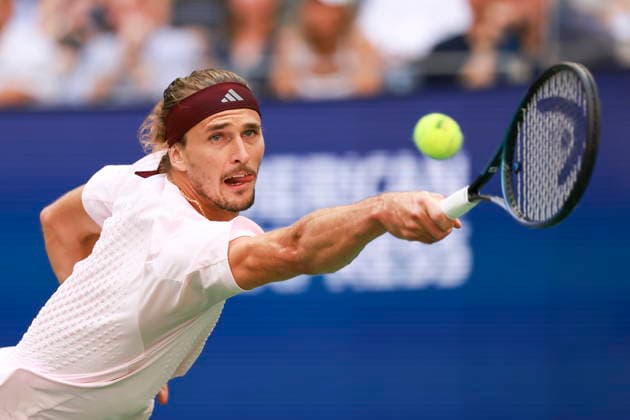 US Open tennis tournament - Day 15 Alexander Zverev of Germany in action against Ben Shelton of the US during the Men s Singles Final of the US Open Tennis Championships in Flushing Meadows, New York, USA, 13 September 2026. FLUSHING MEADOWS NEW YORK United States  Copyright: xCRISTOBALxHERRERA-ULASHKEVICHx