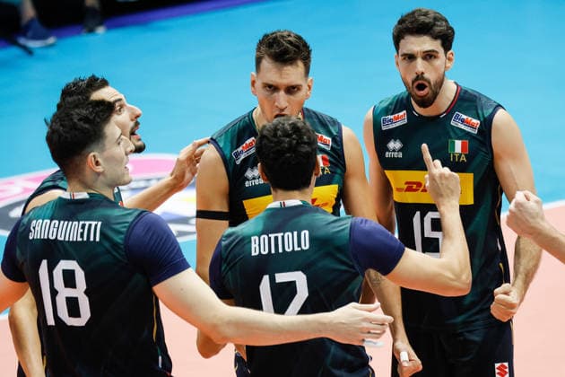 Italy celebrates a point during a Men™s Euro pool A volleyball match between Italy and Slovakia in Modena, Italy - September 13, 2026  Copyright: xLucaxDiliberto xLaPressex
