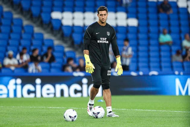 September 13, 2026, San Sebastian, Guipuzcoa, SPAIN: Juan Musso of Atletico de Madrid warms up during the Spanish league, LaLiga EA Sports, football match played between Real Sociedad and Atletico de Madrid at Reale Arena stadium on September 13, 2026, in San Sebastian, Spain. San Sebastian SPAIN - ZUMAa181 20260913_zaa_a181_268 Copyright: xIrinaxR.xHx