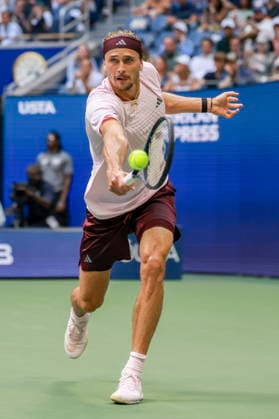 US Open tennis tournament - Day 15 Alexander Zverev of Germany in action against Ben Shelton of the US during the Men s Singles Final of the US Open Tennis Championships in Flushing Meadows, New York, USA, 13 September 2026. FLUSHING MEADOWS NEW YORK United States  Copyright: xCRISTOBALxHERRERA-ULASHKEVICHx
