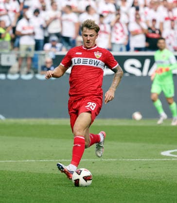 12.09.26 TSG 1899 Hoffenheim - VfB Stuttgart Deutschland, Sinsheim, 12.09.2026, Fussball, Bundesliga, Saison 2026 2027, TSG 1899 Hoffenheim - VfB Stuttgart: Finn Jeltsch (VfB Stuttgart).