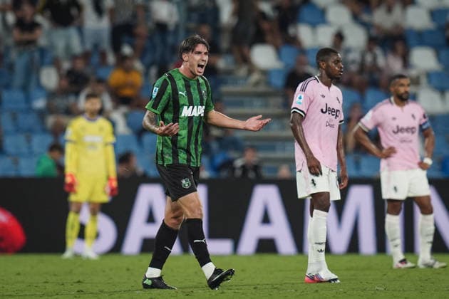 Sassuolo™s Kieron Bowie celebrates after scoring the 2-1 goal for his team during the Serie A soccer match between Sassuolo and Juventus at the Mapei Stadium in Reggio Emilia, north Italy - Sunday, September 13, 2026 -  Copyright: xMassimoxPaolone LaPressex