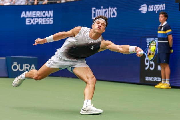 US Open tennis tournament - Day 15 Ben Shelton of the US in action against Alexander Zverev of Germany during the Men s Singles Final of the US Open Tennis Championships in Flushing Meadows, New York, USA, 13 September 2026. FLUSHING MEADOWS NEW YORK United States  Copyright: xCRISTOBALxHERRERA-ULASHKEVICHx
