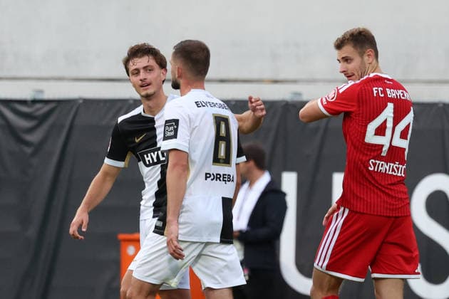 13.09.2026, xrekx, Fussball 1.Bundesliga, SV Elversberg - FC Bayern München v.l. Maurice Krattenmacher (SV 07 Elversberg) erzielt das Tor, Treffer, scores the goal zum 1:1 (DFL DFB REGULATIONS PROHIBIT ANY USE OF PHOTOGRAPHS as IMAGE SEQUENCES and or QUASI-VIDEO) Elversberg