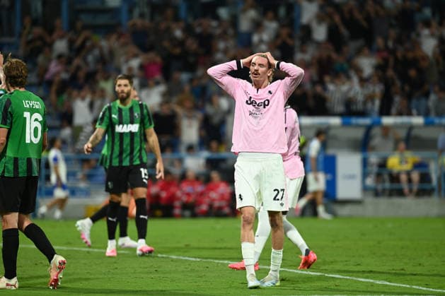 IPA88497268 - WOLTEMADE Nick (Juventus FC) was disappointed after missing a good scoring opportunity during the US Sassuolo vs. Juventus FC match in the Italian Serie A in Reggio Emilia, Italy, on September 13, 2026  Copyright: xGianlucaxRicci IPAxSportx xx IPA88497268