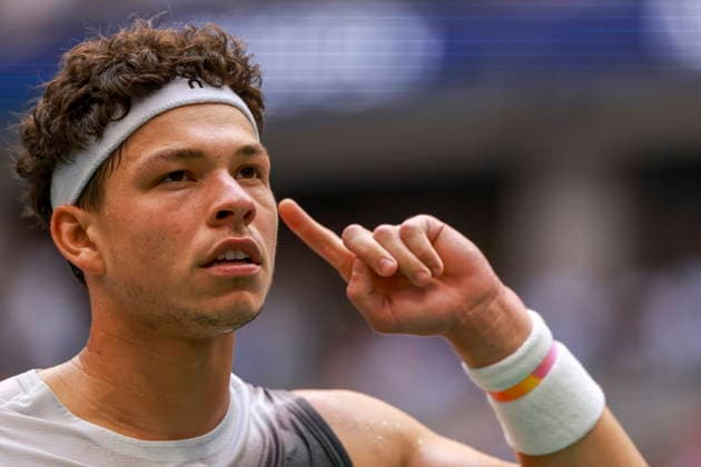 US Open tennis tournament - Day 15 Ben Shelton of the US gestures as he plays against Alexander Zverev of Germany during the Men s Singles Final of the US Open Tennis Championships in Flushing Meadows, New York, USA, 13 September 2026. FLUSHING MEADOWS NEW YORK United States  Copyright: xCRISTOBALxHERRERA-ULASHKEVICHx