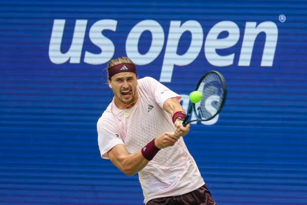 US Open tennis tournament - Day 15 Alexander Zverev of Germany in action against Ben Shelton of the US during the Men s Singles Final of the US Open Tennis Championships in Flushing Meadows, New York, USA, 13 September 2026. FLUSHING MEADOWS NEW YORK United States  Copyright: xOLGAxFEDOROVAx
