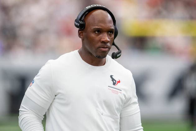 September 13, 2026: Houston Texans head coach DeMeco Ryans during a game between the Buffalo Bills and the Houston Texans in Houston, TX. .. CSM NFL, American Football Herren, USA 2026: Bills Vs Texans SEP 13  - ZUMAc04_ 20260913_zma_c04_260 Copyright: xTraskxSmithx