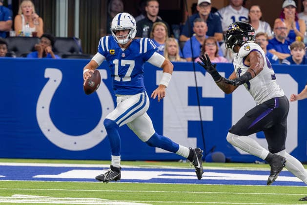 September 13, 2026, Indianapolis, Indiana, U.S: Indianapolis Colts quarterback Daniel Jones (17) rolls out to pass during the game between the Baltimore Ravens and the Indianapolis Colts at Lucas Oil Stadium, Indianapolis, Indiana. NFL, American Football Herren, USA 2026 Ravens 41-23 Colts  - ZUMAs304 20260913_zaf_s304_038 Copyright: xScottxStuartx