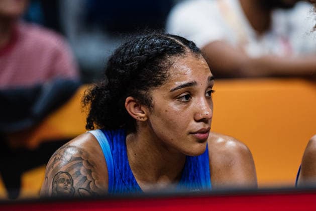 FIBA Women™s Basketball World Cup 2026: USA vs. Frankreich, 13.09.2026 Gabby Williams (Frankreich, 15) enttäuscht; Basketball, FIBA Women™s Basketball World Cup 2026, Final Phase, Finale, USA vs. Frankreich am 13.09.2026 in der Uber Arena, Berlin Copyright: xBEAUTIFULxSPORTS Tonhäuserx