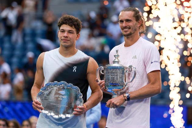 US Open tennis tournament - Day 15 Ben Shelton (L) of the US and Alexander Zverev of Germany pose with their trophies after the Men s Singles Finals of the US Open Tennis Championships at the USTA Billie Jean King National Tennis Center in Flushing Meadows, New York, USA, 13 September 2026. FLUSHING MEADOWS NEW YORK United States  Copyright: xCRISTOBALxHERRERA-ULASHKEVICHx