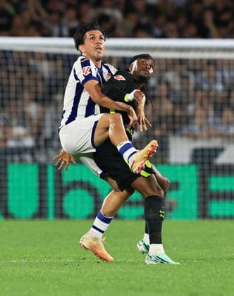 ESP: LaLiga EASports Real Sociedad - Atletico Madrid Jon Mikel Aramburu of Real Sociedad and Ademola Lookman of Atletico de Madrid during LaLiga EA Sports match between Real Sociedad - Atletico Madrid played at Anoeta Stadium in Gipuzcoa on September 13, 2026 in Spain Gipuzkoa Spain Futbol Copyright: xAgenciaxLOFx