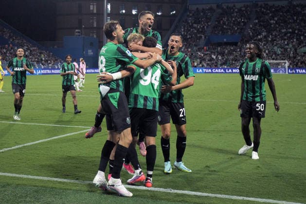 Gruppo, Group, NEMANJA MATIC, DOMENICO BERARDI, SEBASTIANO ESPOSITO, JAY IDZES, DARRYL BAKOLA, Sassuolo, Serie A, 2026-27, Sassuolo vs Juventus 3-2, 13-09-2026, Esultanza, Celebration, Jubel SERIE A 2026-27 SASSUOLO-JUVENTUS 3-2