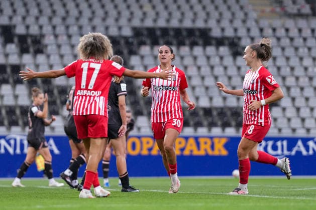 Amira Arfaoui (SC Freiburg, 17), İlayda Acıkgöz Ilayda Acikgoez (SC Freiburg, 30), Alena Bienz (SC Freiburg, 08) Torjubel, Emotionen, Jubel, Torerfolg, Abschluss, Treffer , Deutschland, Fussball, GooglePixel Frauen-Bundesliga, 4.Spieltag, 2026 2027, SC Freiburg vs. 1. FSV Mainz 05, 13.09.2026, Dreisamstadion, Freiburg Freiburg Dreisamstadion Baden-Wuerttemberg Deutschland Copyright: xArnexAmbergx