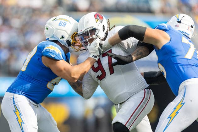 INGLEWOOD, CA - SEPTEMBER 13: Walter Nolen III 97 of the Arizona Cardinals fights to get past Cole Strange 69 of the Los Angeles Chargers during an NFL, American Football Herren, USA game between the Arizona Cardinals and the Los Angeles Chargers on September 13, 2026, at SoFi Stadium in Inglewood, California. (Photo by Greg Fiore Icon Sportswire) NFL: SEP 13 Cardinals at Chargers EDITORIAL USE ONLY Icon2609132128