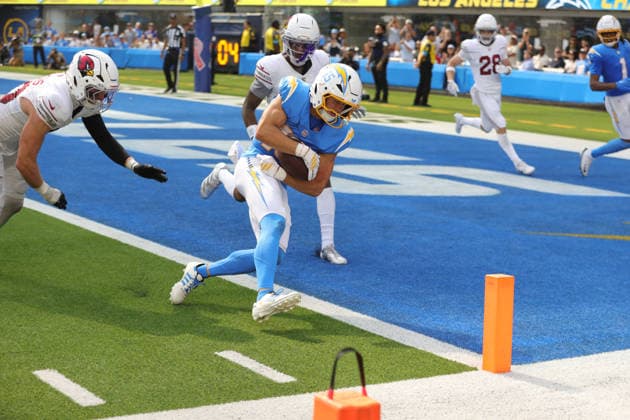 INGLEWOOD, CA - SEPTEMBER 13: Los Angeles Chargers wide receiver Ladd McConkey (15) scores a touchdown during the NFL, American Football Herren, USA game between the Arizona Cardinals and the Los Angeles Chargers on September 13, 2026, at SoFi Stadium in Inglewood, CA. (Photo by Jevone Moore Icon Sportswire) NFL: SEP 13 Cardinals at Chargers EDITORIAL USE ONLY Icon260913521