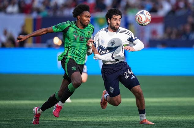 September 13, 2026, Vancouver, Bc, CANADA: Austin FC s Jon Bell, left, and Vancouver Whitecaps Brian White vie for the ball during the second half of an MLS, Fussball Herren, USA soccer match, in Vancouver, on Sunday, Sept. 13, 2026. Canada News - September 13, 2026 - ZUMAc35_ 20260913_zaf_c35_190 Copyright: xDarrylxDyckx