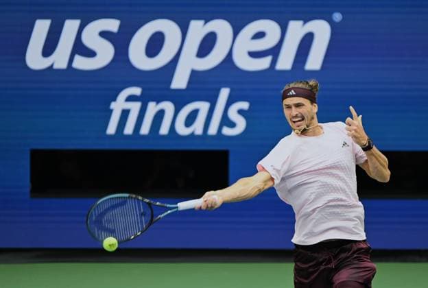 (260914) -- NEW YORK, Sept. 14, 2026 -- Alexander Zverev hits a return during the men s singles final match between Alexander Zverev of Germany and Ben Shelton of the United States at the 2026 US Open tennis championships in New York, the United States, Sept. 13, 2026. ) (SP)U.S.-NEW YORK-TENNIS-US OPEN-MEN S FINAL LixRui 