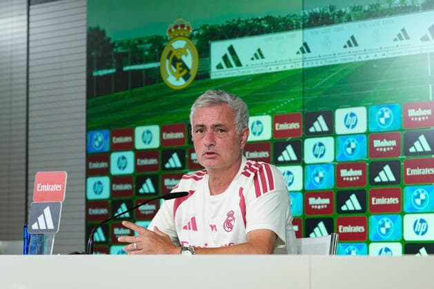 September 14, 2026, Valdebebas, Madrid, Spain: Jose Mourinho, head coach of Real Madrid, attends his press conference, PK, Pressekonferenz during the training day of Real Madrid ahead the Spanish League, LaLiga EA Sports, football match against Elche CF at Ciudad Deportiva Real Madrid on September 14, 2026, in Valdebebas, Madrid, Spain. Real Madrid Training And Press Conference - Laliga Ea Sports  - ZUMAa181 20260914_zaa_a181_011 Copyright: xDennisxAgyemanx