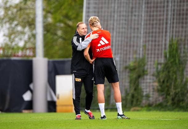 Fußball, Herren, Saison 2026 2027, 1. Bundesliga, 1. FC Union Berlin, Training auf Trainingsplatz II, v. l. Trainer Mauro Lustrinelli (1. FC Union Berlin), Aljoscha Kemlein (1. FC Union Berlin), 14.09.2026,