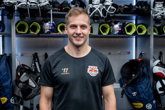 Dominik Kahun (EHC Red Bull Muenchen, 21) GER, EHC Red Bull Muenchen, Eishockey, DEL, Open Locker Room, 14.09.2026. Foto: HMB Media Heike Feiner