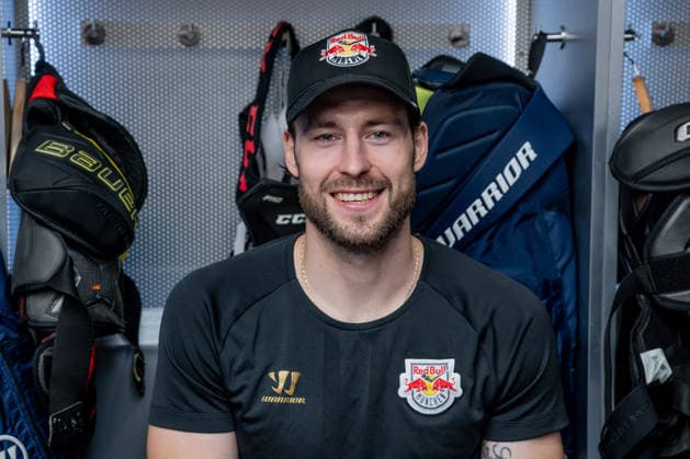 Lukas Klok (EHC Red Bull Muenchen, 03) GER, EHC Red Bull Muenchen, Eishockey, DEL, Open Locker Room, 14.09.2026. Foto: HMB Media Heike Feiner