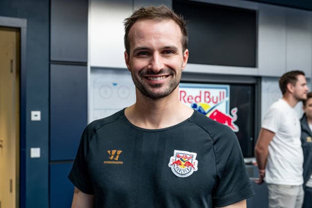 Mathias Niederberger (Torwart, EHC Red Bull Muenchen, 35) GER, EHC Red Bull Muenchen, Eishockey, DEL, Open Locker Room, 14.09.2026. Foto: HMB Media Heike Feiner